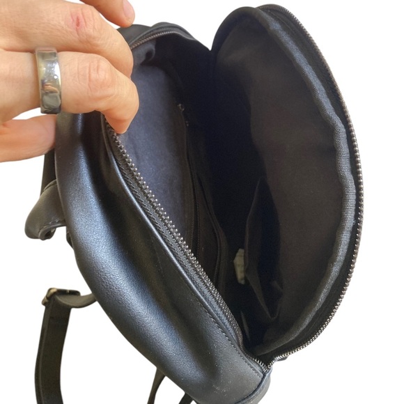 Black Designer Backpack with Fashionable Face Design - Picture 5 of 8